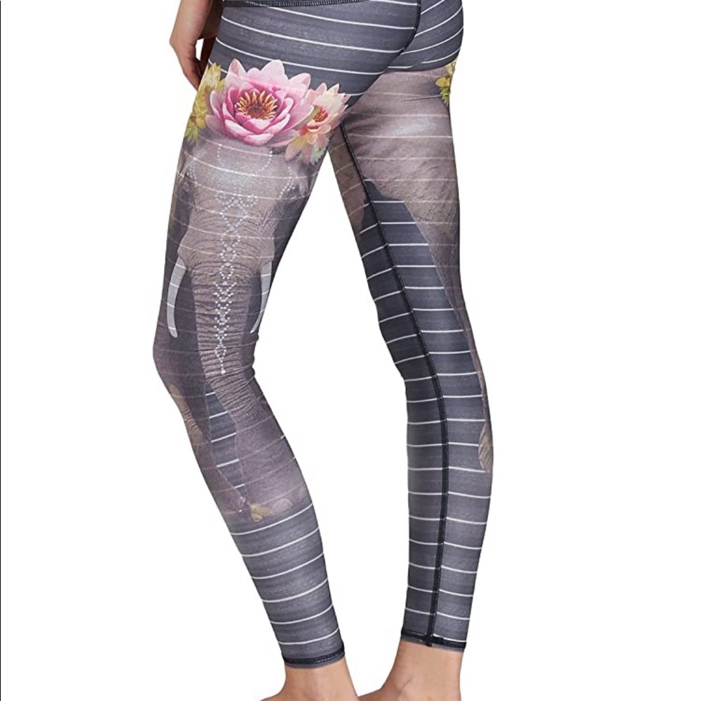 Teeki love the elephant hot pants